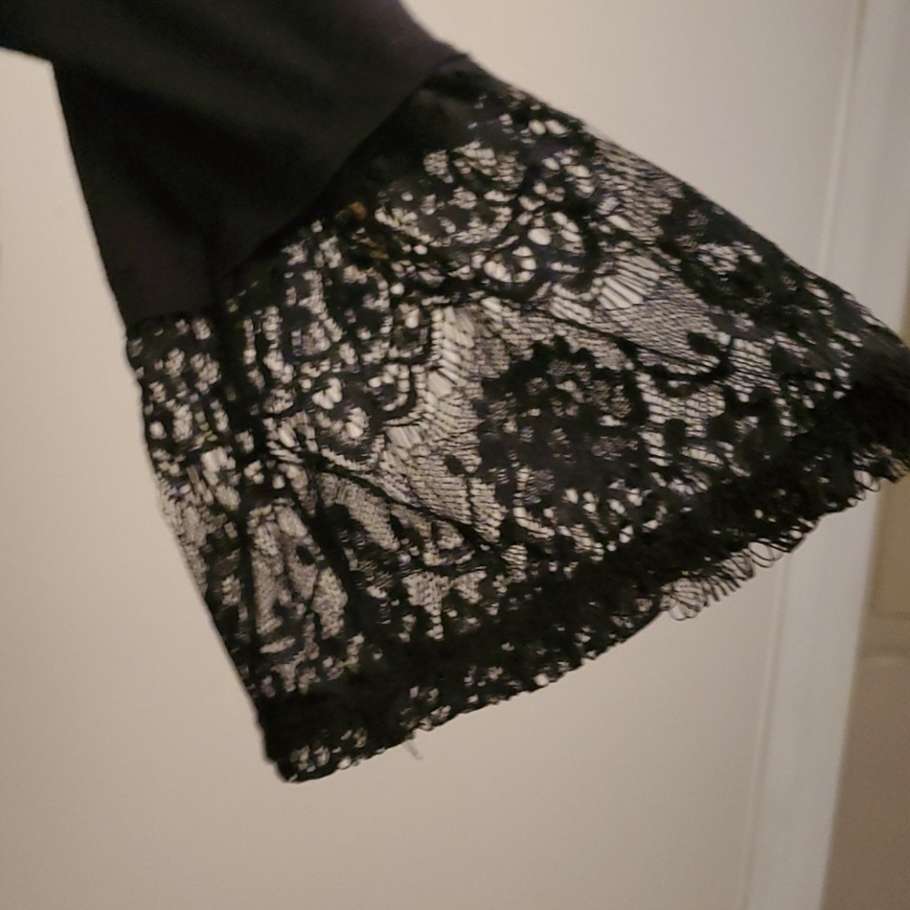 Top - Picture 2 of 4